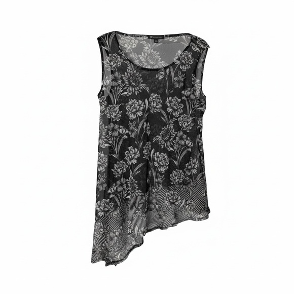 INC International Concepts Black and White Floral Top - Picture 7 of 7